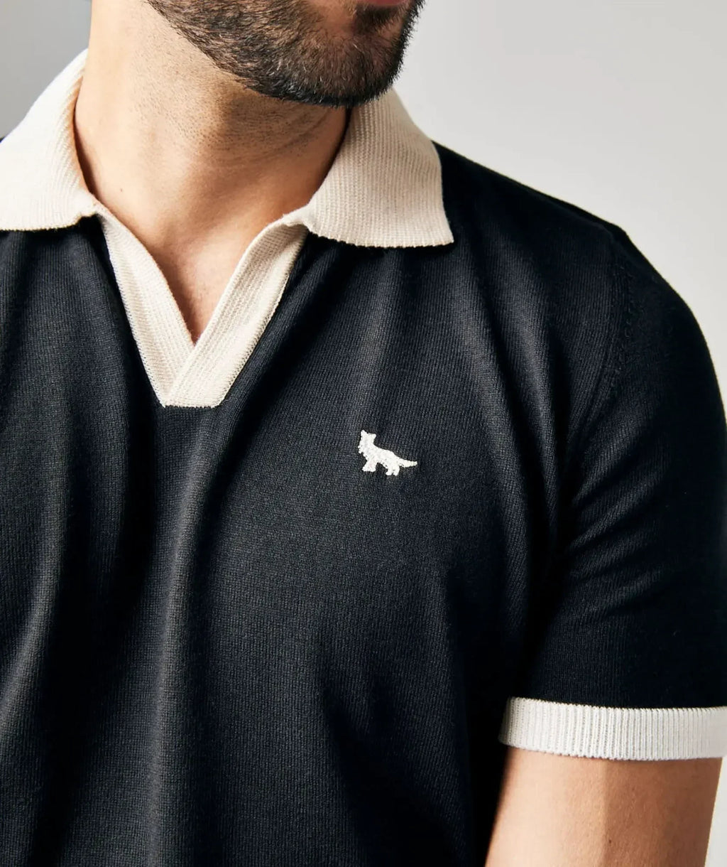 Camiseta Polo California Color Negro en tejido de punto - detalle - Alison