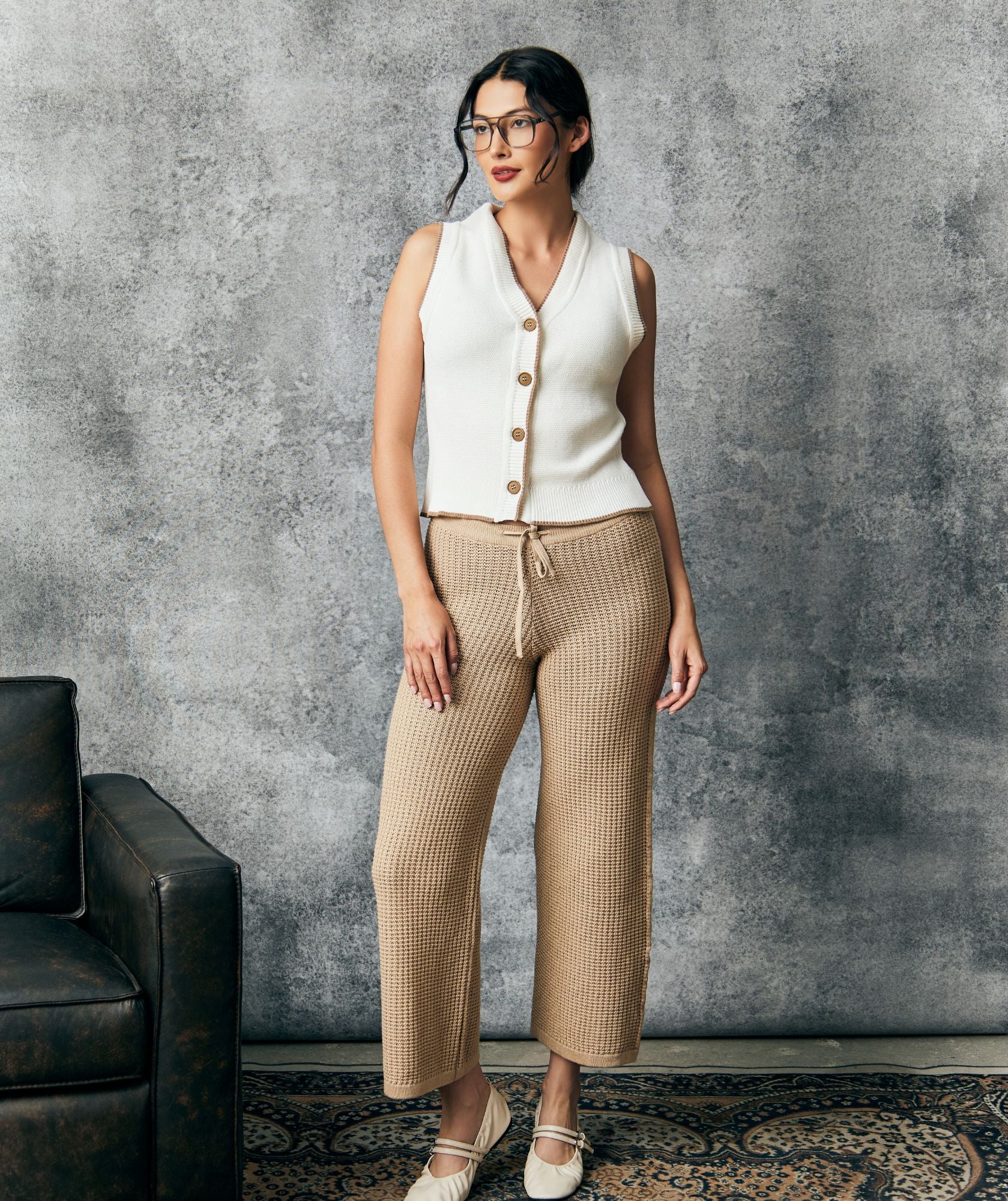 Chaleco Beige Tejido 100% Algodón con Cuello V