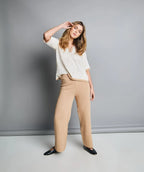 Camiseta Polo en Tejido de Punto - Camel - look completo - Alison