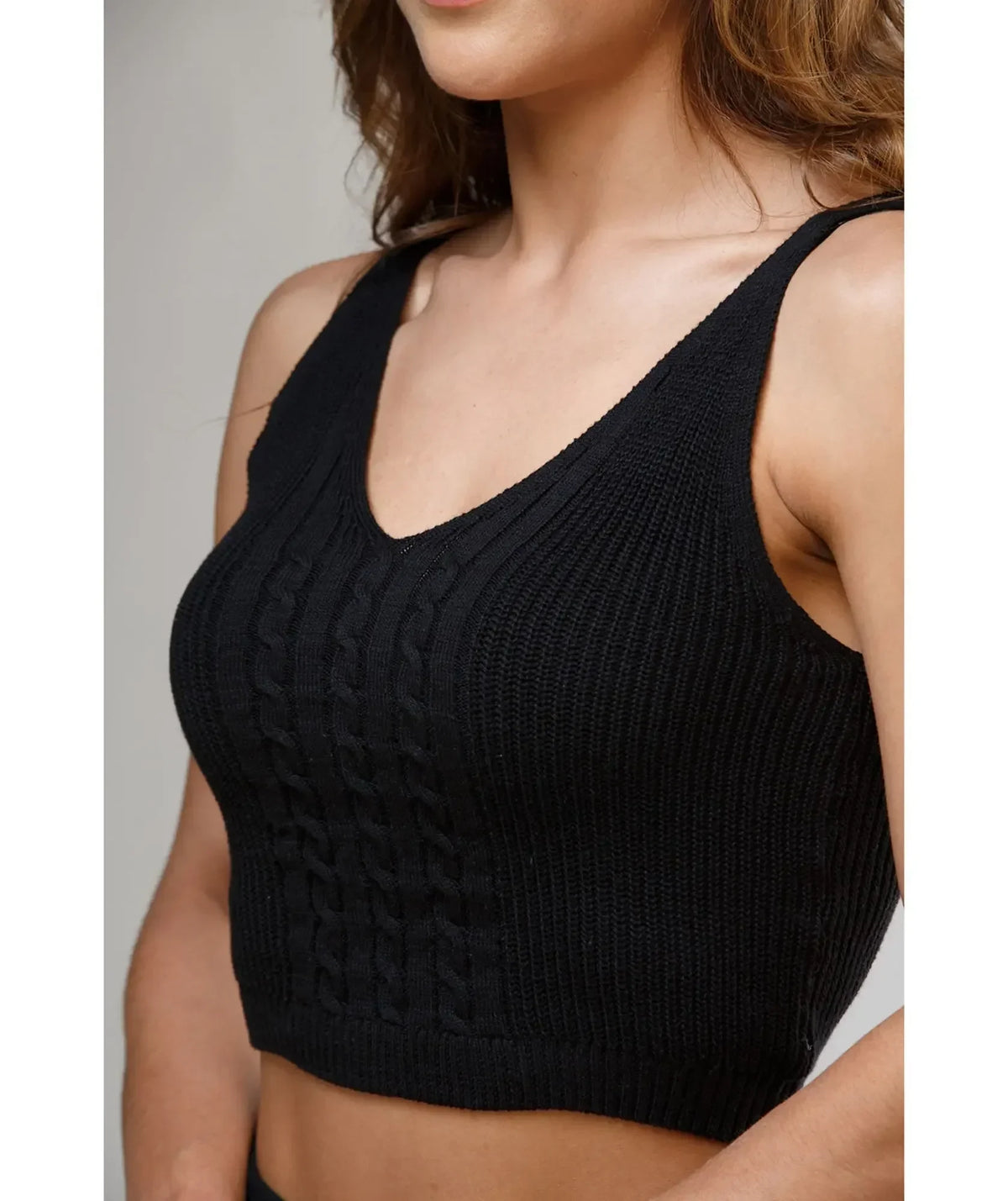 Crop Top Tena Negro - Tejido Trenzado en Algodón - vista frontal - Alison
