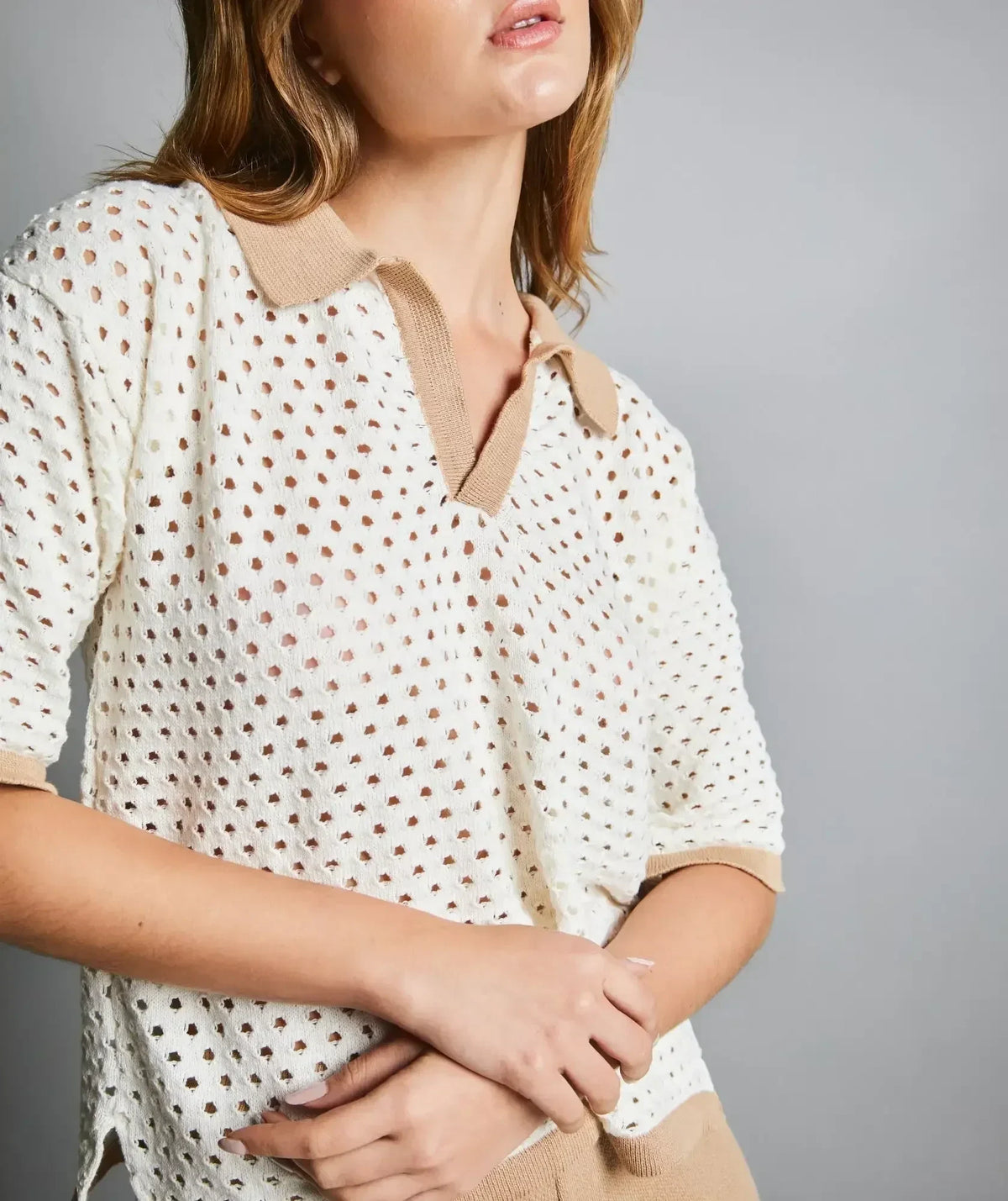 Camiseta Polo en Tejido de Punto - Camel - detalle - Alison