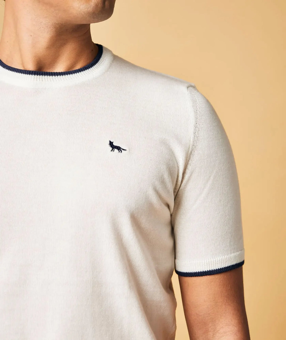 Camiseta Cuello Redondo Crudo - Toledo - look completo - Alison