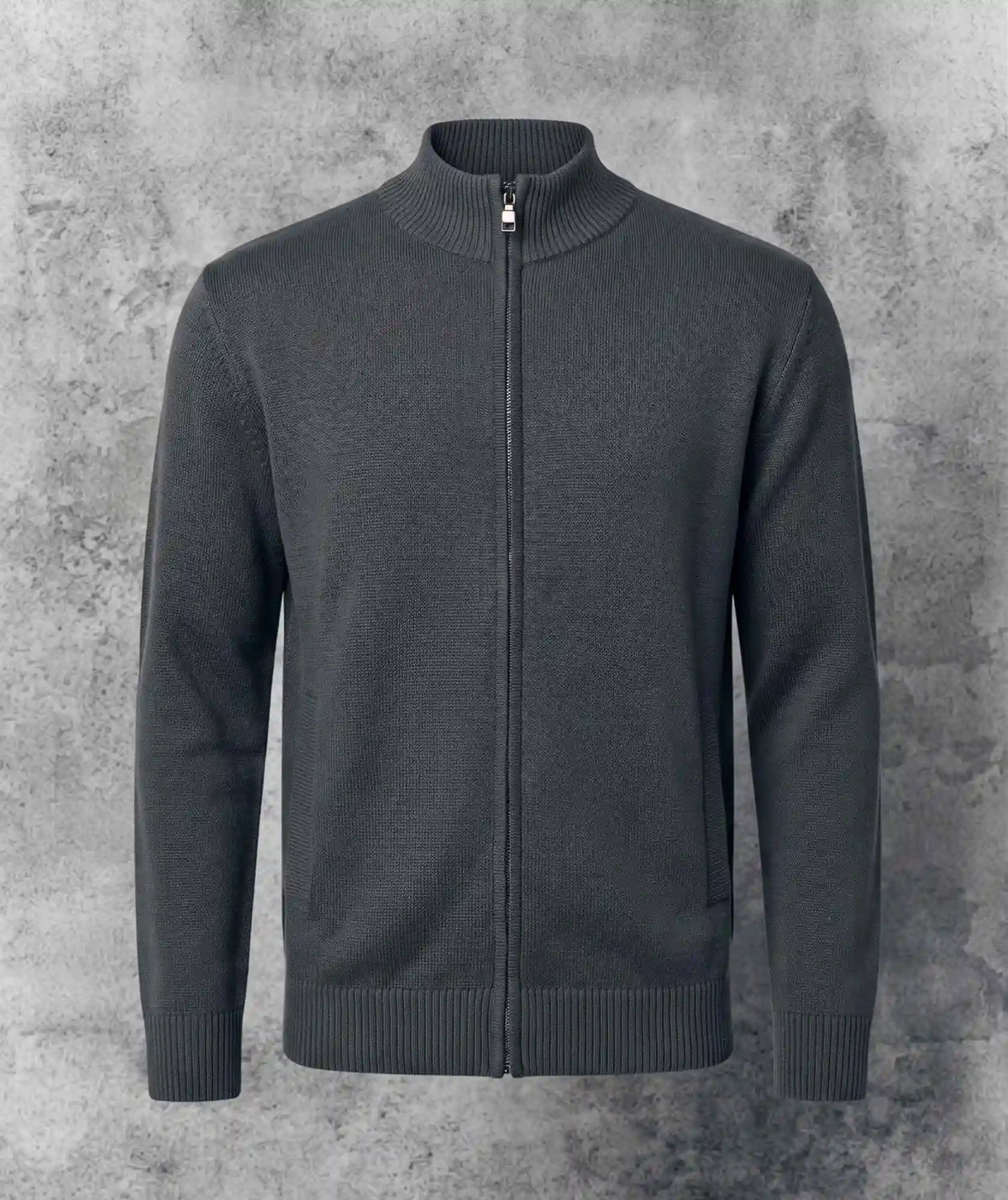 Chaqueta Gris Tejida con Cremallera y Cuello Alto