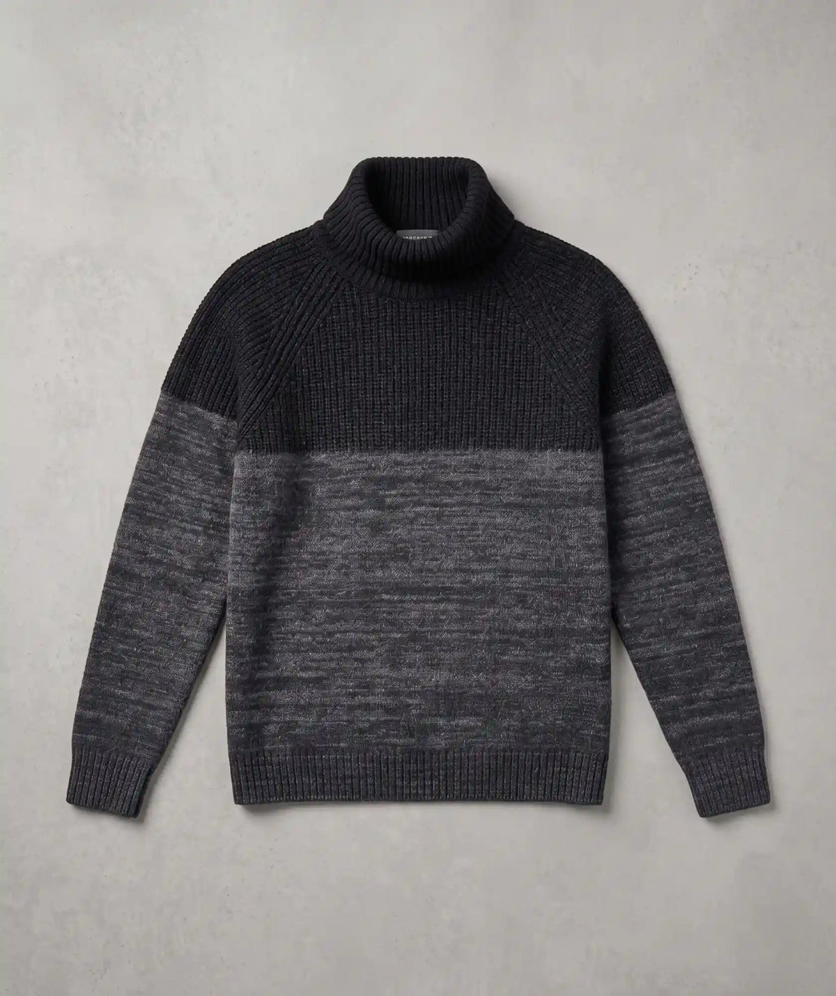 Suéter Negro Cuello Tortuga - Betania