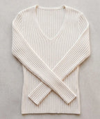 Escote Beige en Cuello V de Algodón | Leticia