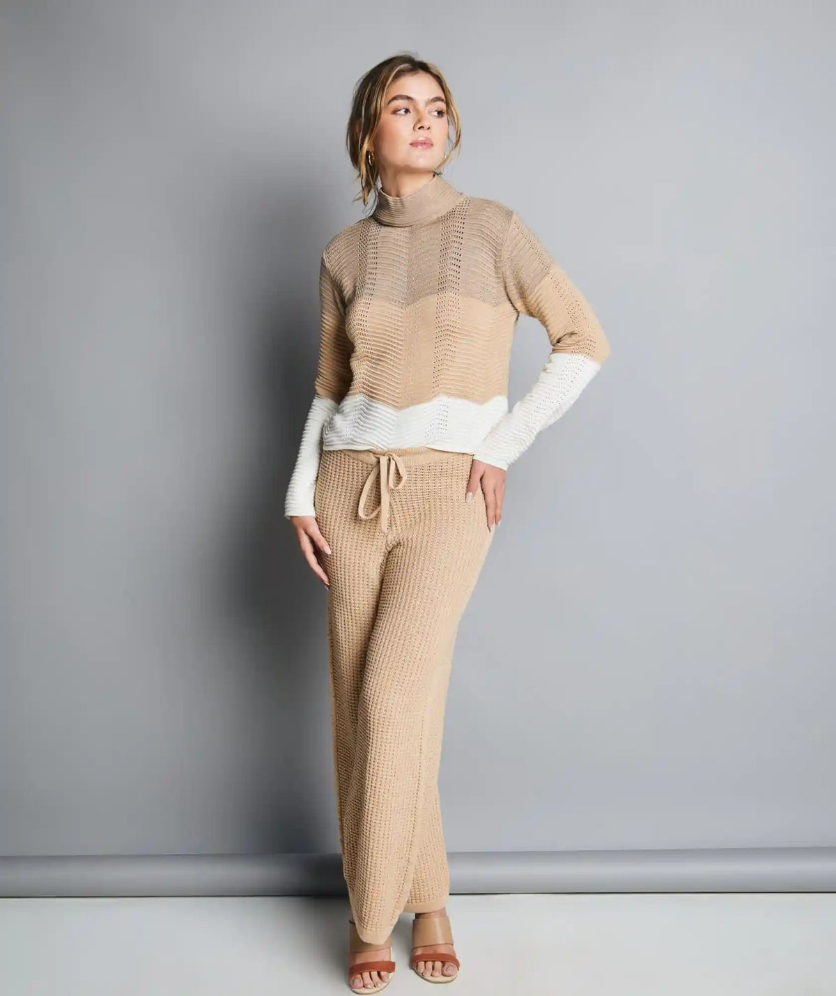 Set Suéter Color Camel - Pantalón Camel Tejido en algodón | Combo Brisa